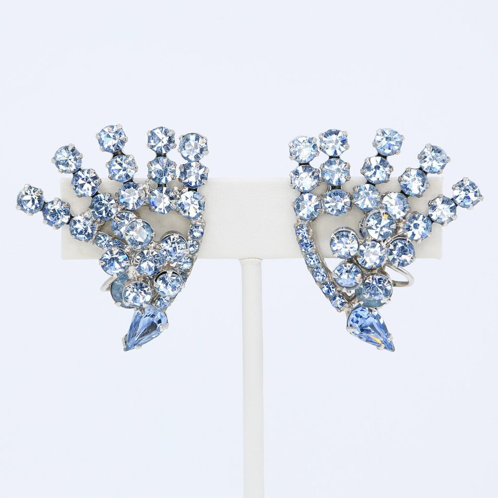 Vintage D&E Juliana Verified Blue Rhinestones Fan Clip-On Earrings‎ 1960s Glam